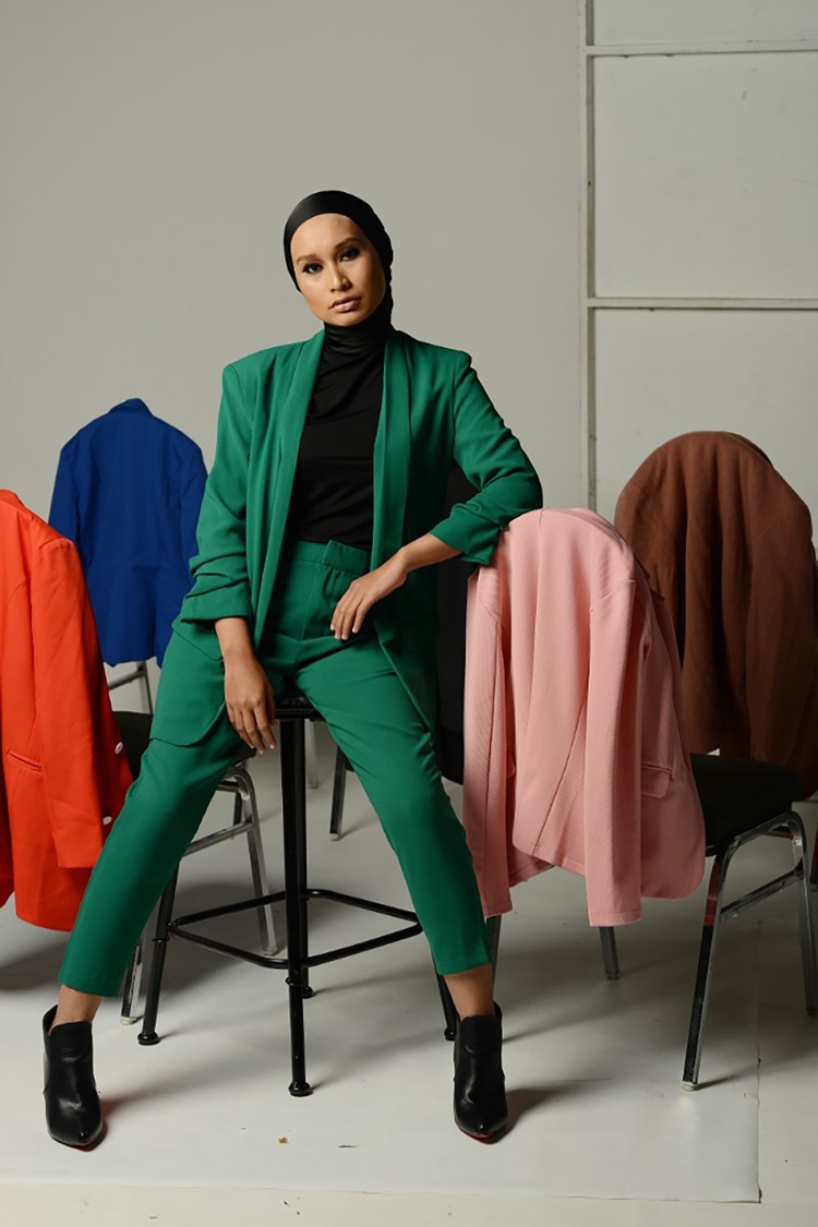 Farah Dinana Farah Dinana